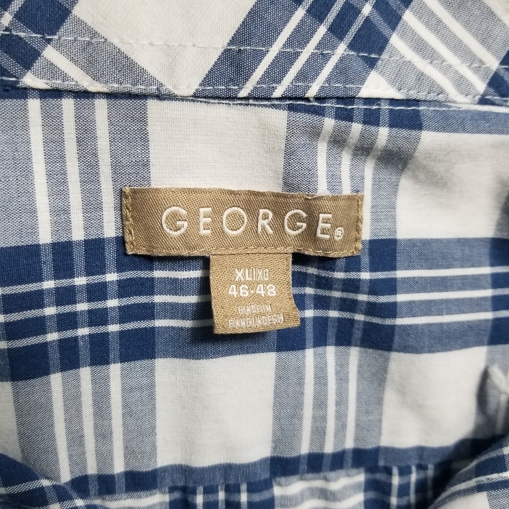 GEORGE MEN'S BUTTON DOWN SHORT SLEEVE BLUE AND WHITE SHIRT SIZE XL - Picture 3 of 11